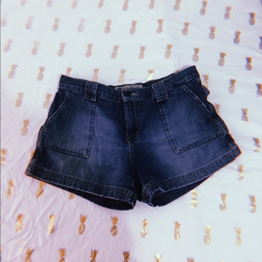 ™️American Eagle shorts💙